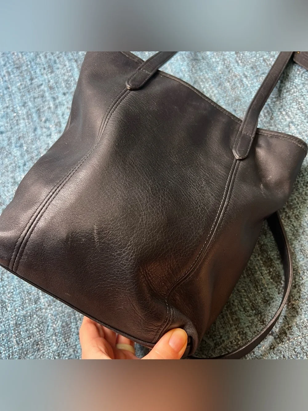 Vintage Coach Legacy Lunch Bucket Tote Shoulder Bag in Black Leather 9077
